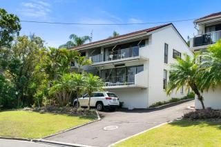 Caralina Court - 5