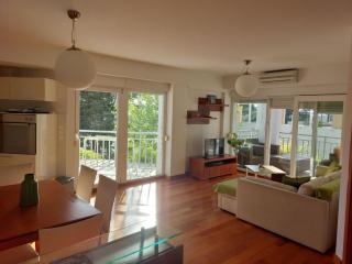 Villa Ni i Makarska - One Bedroom Apartment With Balcony Marina - 5