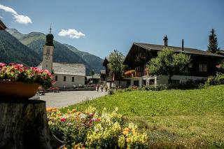 Chalet Nufenen - 3