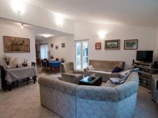 Three Bedroom apartment With Sea View - 0
