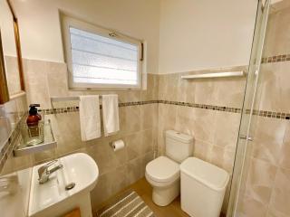 Loewenhoff Seaview Suite 2 - 5