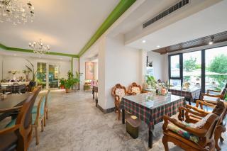 Encounter Villa · Art & Garden Homestay - 4