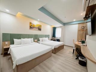 Sunrise Central Hotel - 9