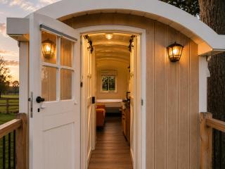 HouseOnWheels Luxe Tiny House Comfort & Natuur - 3