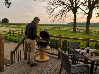 HouseOnWheels Luxe Tiny House Comfort & Natuur - 1