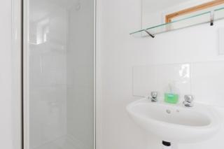 Cozy Studio Escape by Clapham Common - 7