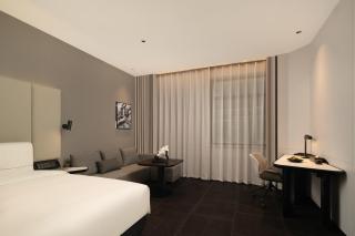 Atour Hotel Shenyang Station West Square - 7