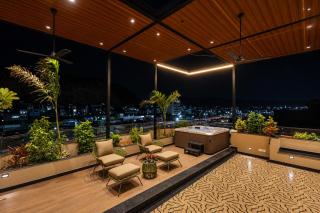 ELIVAAS Signature GIRI Penthouse 2-BHK Penthouse with Terrace, Open-air bar, Lounge, Outdoor jacuzzi & Aravalli Views - 5