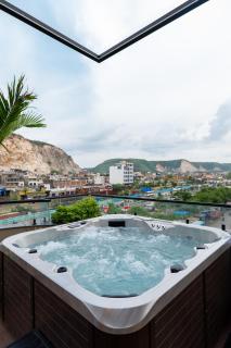 ELIVAAS Signature GIRI Penthouse 2-BHK Penthouse with Terrace, Open-air bar, Lounge, Outdoor jacuzzi & Aravalli Views - 8