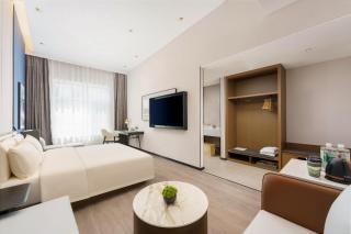 Dalian Airport Yingke Road Atour Hotel - 2