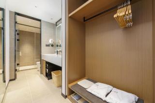 Dalian Airport Yingke Road Atour Hotel - 1