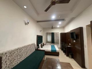 The Mohan By LIVIQ New Delhi Railway Station - 1