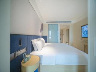 Dequan hotel,near Universal Beijing Resort - 3