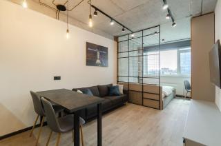 10-68a Manhattan, Beresteiskyi 11, Kyiv, Politekh metro nearby, panoramic city view, 15 kW backup power, Petrovdom Apartment - 8