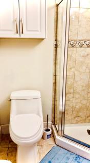 Entire Home Serene 2BR 2BA Stay Near Park, Transit & Shops - 5