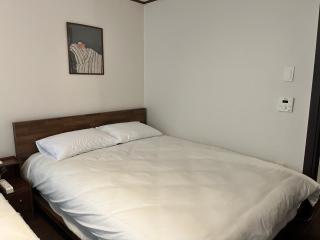 Complace Y1 - 2