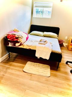 Cozy Private Home Central Vancouver - 3