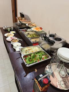Yerevan Central Boutique Hotel - 9
