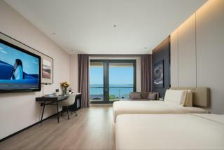Atour Hotel Dalian Jinshi Beach Anchorage Plaza - 9