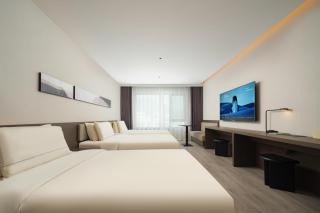 Atour Hotel Dalian Xinghai Square The Centenary City Sculpture and Seascape - 8