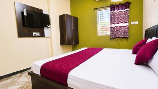 Hotel PriyaNshi Near Mahakaleshwar Temple Ujjain- Affordable Rooms - 2