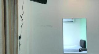 VIVA HOTEL SRI AMAN - 1