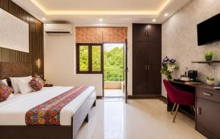 Hotel Diamond Stays Sector 51 Noida - 4