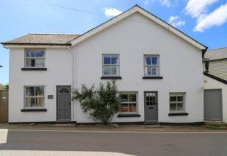 Old Shop Cottage near to the golden Bantham Beach - 9