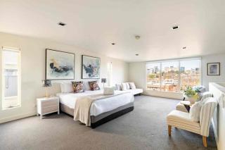 Walk to MCG Luxury Richmond Townhouse - 0