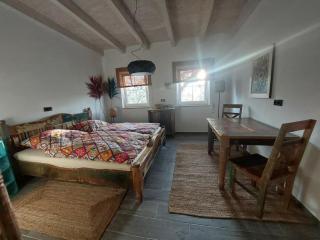 Little-Lama-Lodge - 0