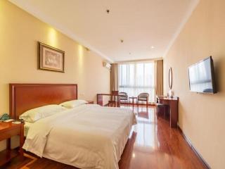 GreenTree Inn Xuzhou High Speed Railway Zhangqian Square Business Hotel - 1