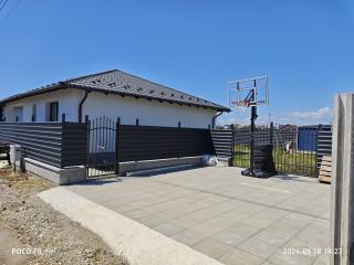Ola's House - 4