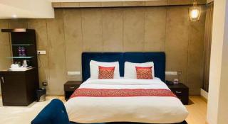 Hotel Signature Grand - 4