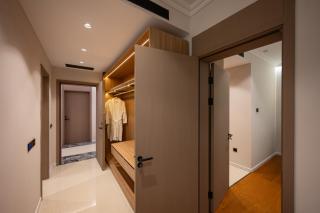 Hotel By Holiday - 7