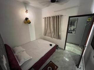 Shree Shyam Guest House - 7