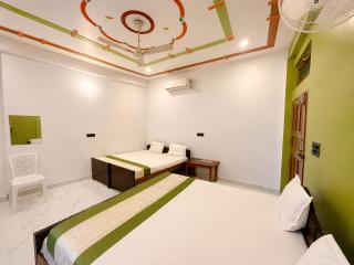 HOTEL RAM JANM BHOOMI AYODHYA URMILA PALACE inn - 8