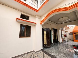 HOTEL RAM JANM BHOOMI AYODHYA URMILA PALACE inn - 4