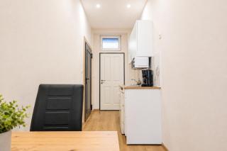 Comfy 1BR Apartment Close to Wien Meidling Station - Viena - 1