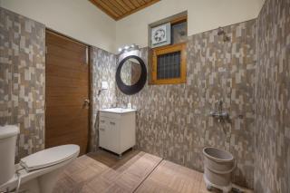 A Poolside Paradise Villa I Pet friendly & Serviced Villa I Open Air Lawn & Plunge Pool I Bonfire I Dance I Music I Full Party l Managed By ExoticStays Group - 8