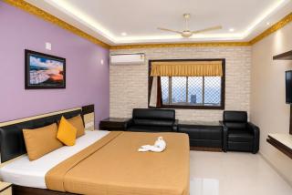 Hotel Swashtika & Restaurant - 4