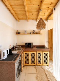 Bedro Rooftop Studio 1 Private Balcony Sea View 30 Sec to Sea - 1