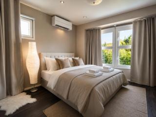 Central Lux Villa by Elys Collection - 9