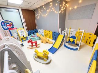 Novotel Living Shanghai Jingan - 8