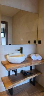 XIA Hotel Boutique - 4
