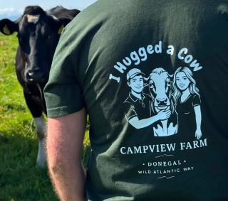 The Snuggly Sheep Farm Stay Shepherd Hut - 1