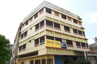 SPOT ON Indra Bhawan Lodge - 0