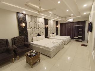 Zanova Suites Karachi - 4