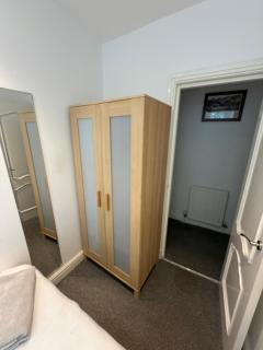 No 7 AT SANDRINGHAM - 1 BED NEAR SEFTON PARK AND LARK LANE - 6