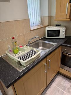 No 7 AT SANDRINGHAM - 1 BED NEAR SEFTON PARK AND LARK LANE - 3