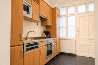 Cozy 1BR Apartment near U6 Schöpfwerk - 2